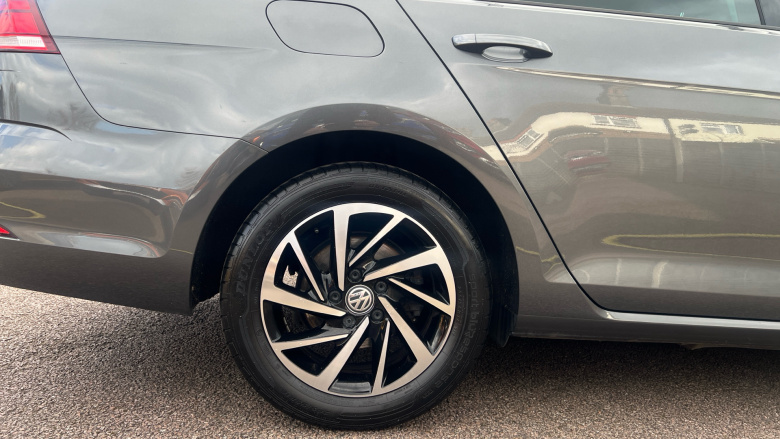 Volkswagen Golf 1.5 TSI EVO 150 Match 5dr Petrol Estate